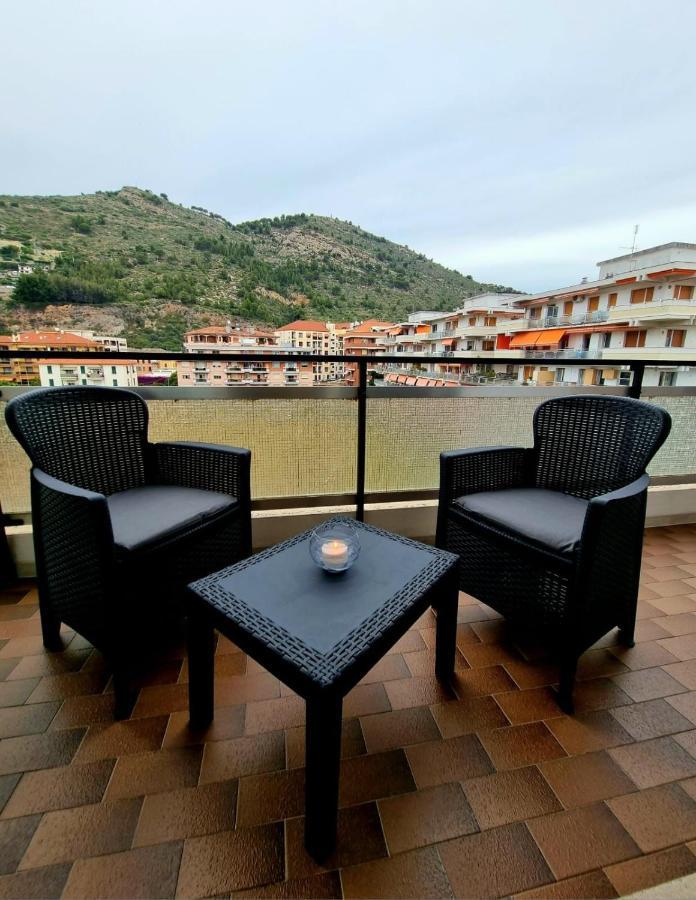 Casa Di Bea Apartment Ventimiglia Ngoại thất bức ảnh